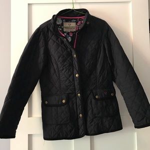 Lightly worn fall pleated coat — small